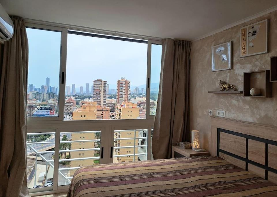 Cozy Studio With Sea View Apartment Бенидорм Екстериор снимка